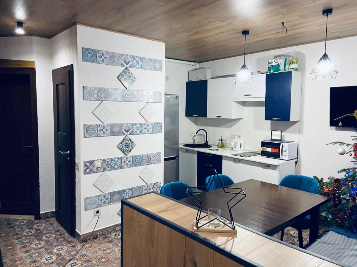 Danrock Apartment ยาบลูนิตซา ภายนอก รูปภาพ